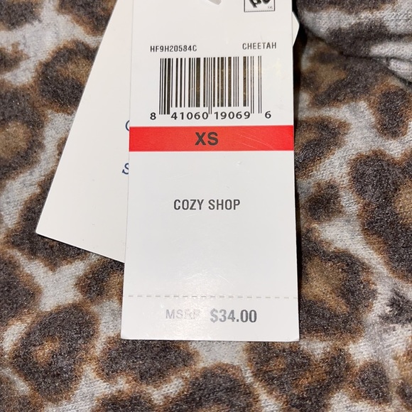 Pullover Hoodie - Picture 3 of 3